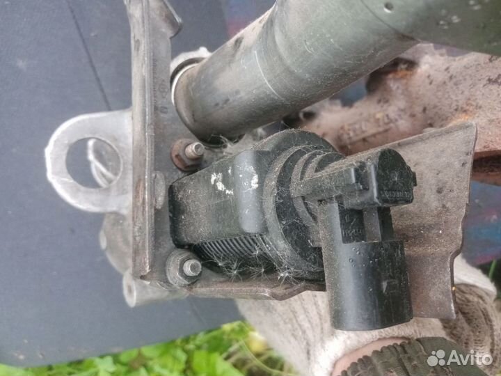 Клапан егр (EGR) Renault Megane 2 1.5 K9K722