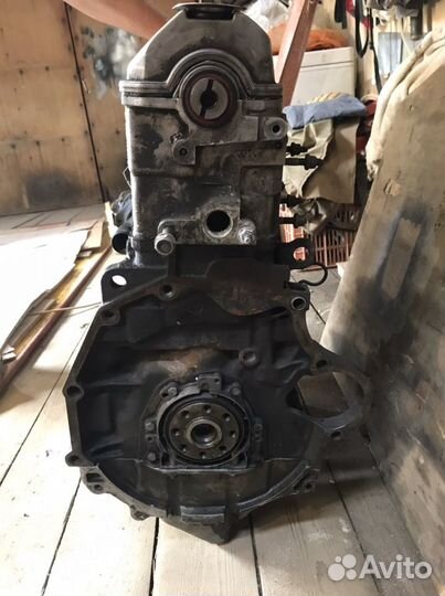 Фольксваген Т-4 мотор ацв 2.5 в разборе