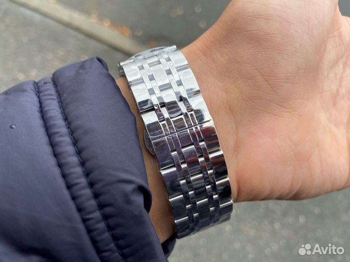 Механические часы Omega