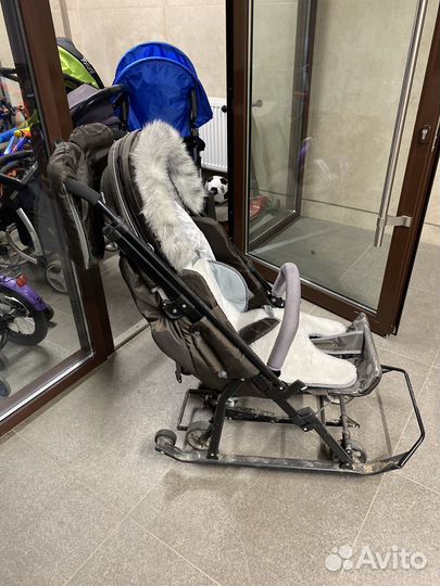 Детские санки на колесах