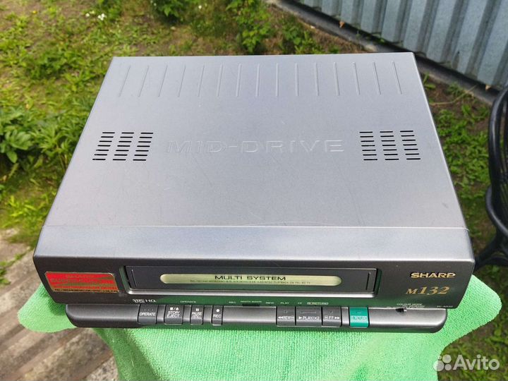 Видеомагнитофон sharp модель VC-M132