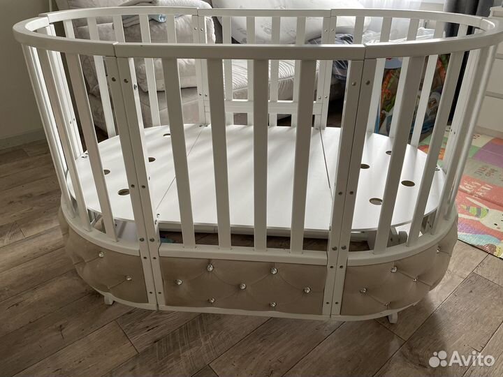 Детская кроватка трансформер с маятником