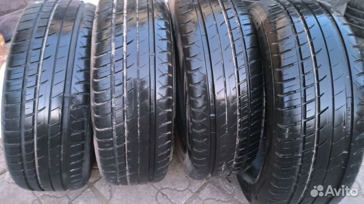 Viatti Strada Asimmetrico 205/55 R16