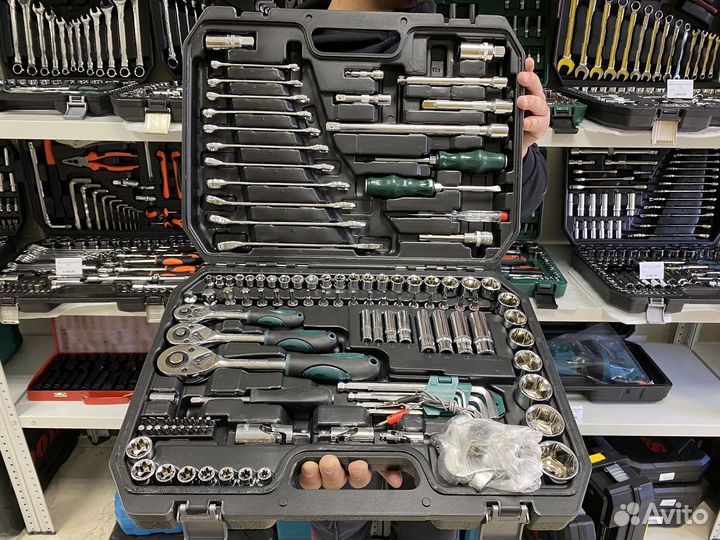 Набор инструментов 121 предмет