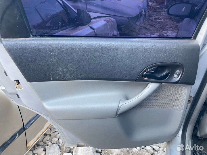 Кожаный салон Ford Focus 1 ZX4