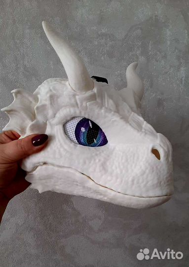 Маска раптора белая с рожками