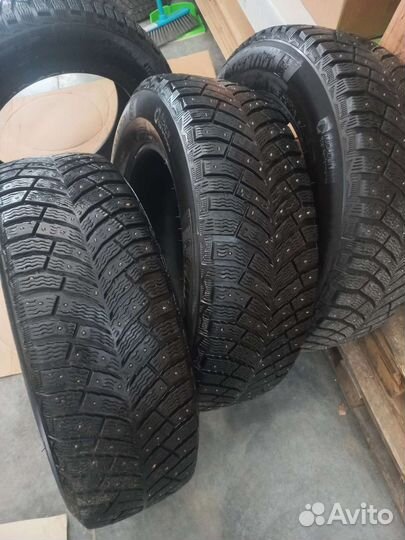 Michelin X-Ice North 4 SUV 215/65 R16 98H