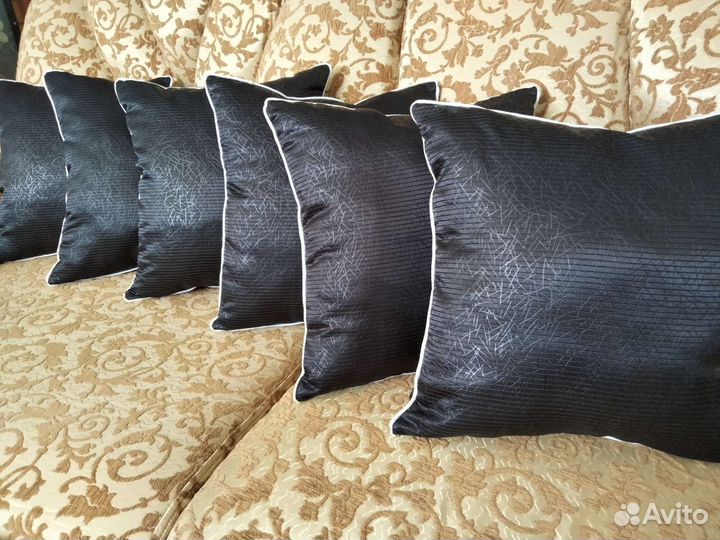 Подушка декоративная, интерьерная 37х40