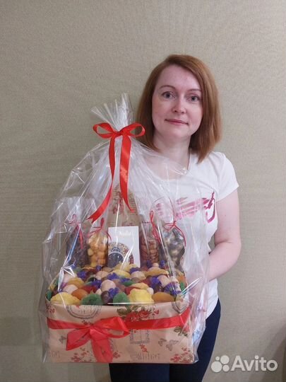 Съедобные букеты из сухофруктов и орехов