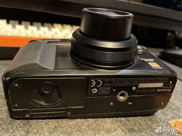 Винтажный фотоаппарат Panasonic Lumix DMC-LC5