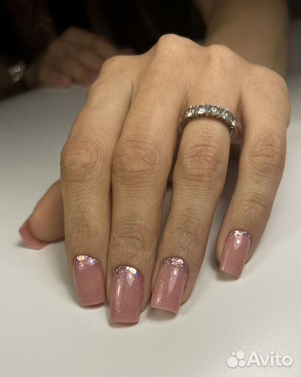 Женский маникюр