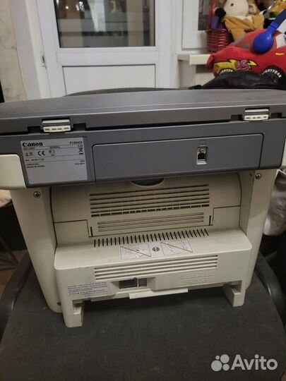 Продаю мфу canon mf3228 бу (на запчасти)