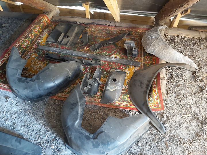 Кузовные запчасти