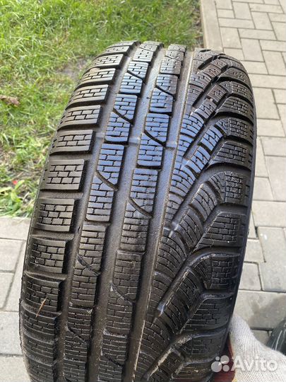Pirelli Winter Sottozero 210 Serie II 225/45 R17