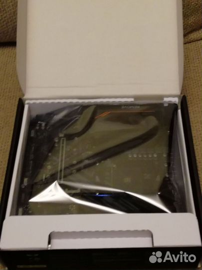 Gigabyte B550 Aorus Elite +Ryzen 7 3700Х