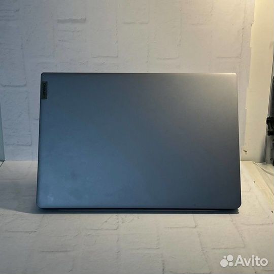 Ноутбук Lenovo ideapad 330 - 17 (7423)
