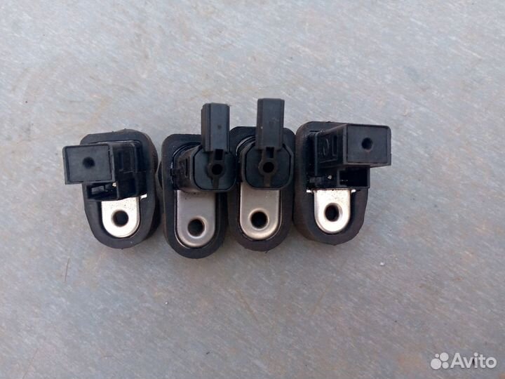 Концевик дверной Nissan Almera Classic B10