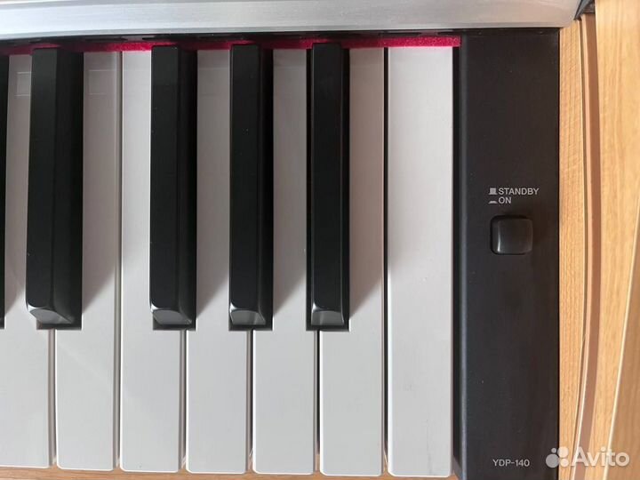 Цифровое пианино yamaha YDP-140