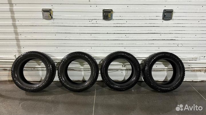 Pirelli Winter Carving 215/60 R17