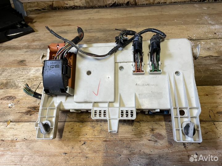 Mazda 3 блок предохранителей