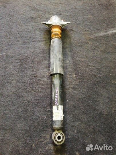 Стойка амортизатора задняя Volkswagen Passat B7