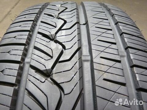 Nitto NT421Q 215/60 R17 96V