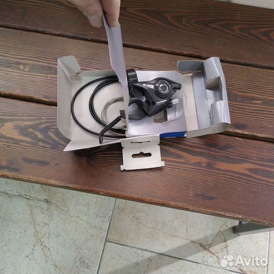 Переключатель скоростей Shimano ST-EF51-8R, новый