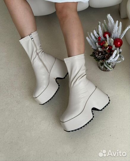 Ботинки женские