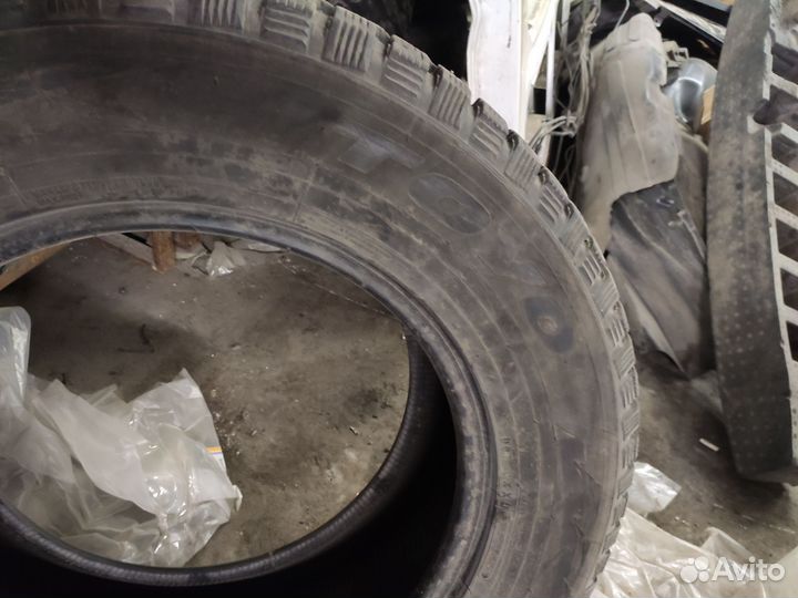 Toyo Observe G3-Ice 285/60 R18