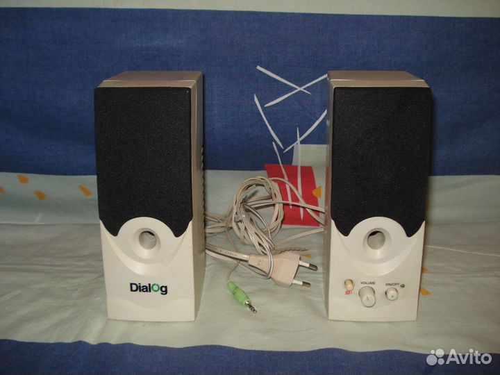 Колонки Dialog с фазоинвертором