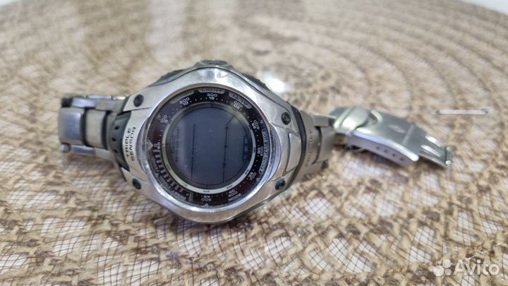 Часы casio pro trek на запчасти