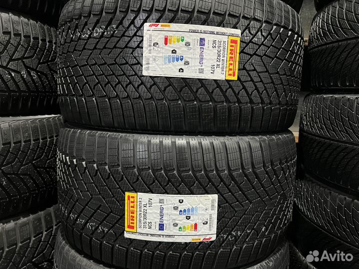 Pirelli Scorpion Winter 2 295/35 R21 и 315/30 R22 107V