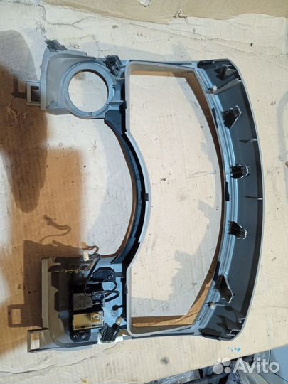 Накладка щитка приборов Infiniti QX56