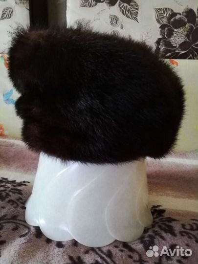 Женская шапка