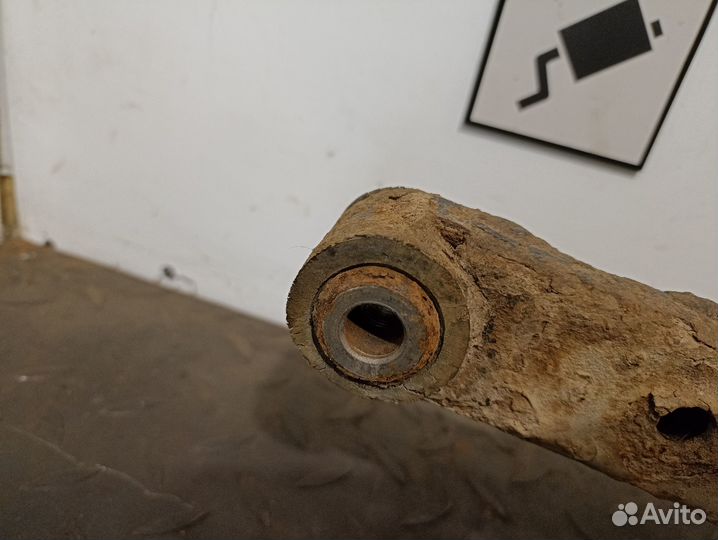 Рычаг задний поперечный для Nissan Maxima A32