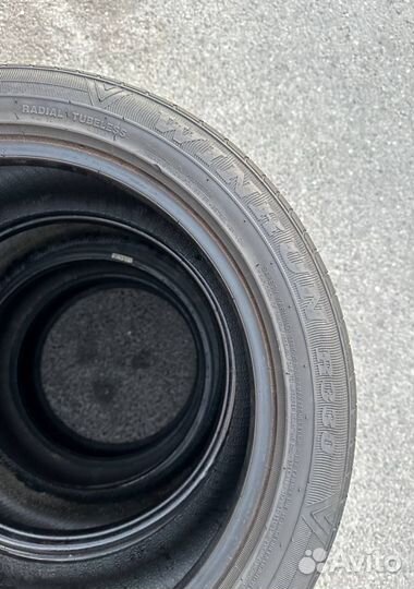 Winrun R330 215/50 R17