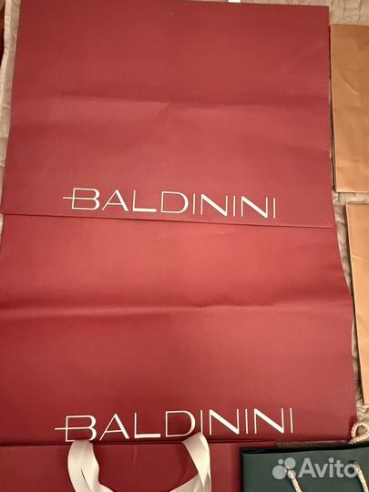 Пакеты бумажные с логотипом, оригинал, новые