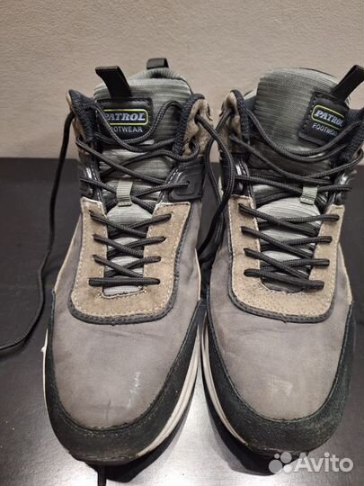 Мужские зимние кроссовки 44р