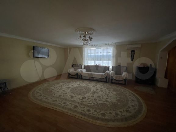 Дом 330,1 м² на участке 11,7 сот.