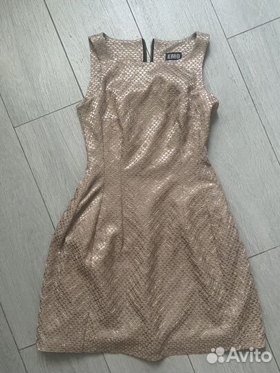 Нарядное платье