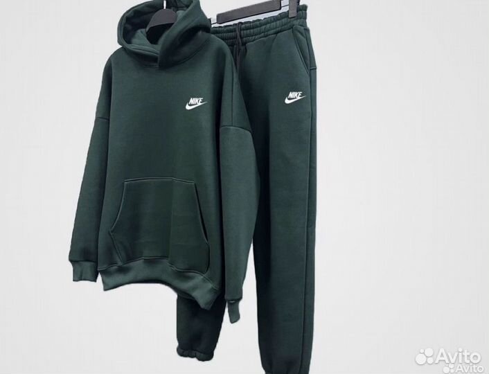 Спортивный костюм Nike