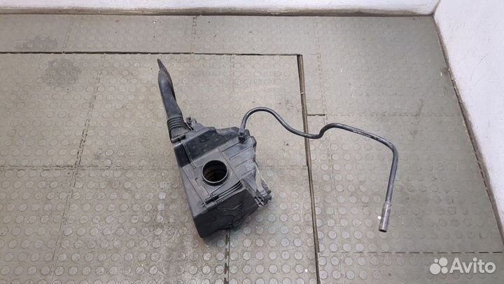 Корпус воздушного фильтра Volvo S40 2004, 2008