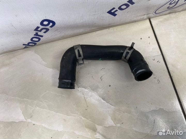 Шланг вентиляции картерных газов Ford Focus 2 CB4
