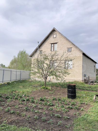 Дом 185 м² на участке 18 сот.