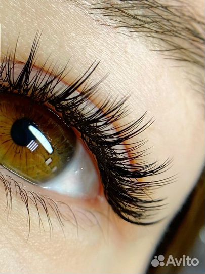 Наращивание, ламинирование ресниц