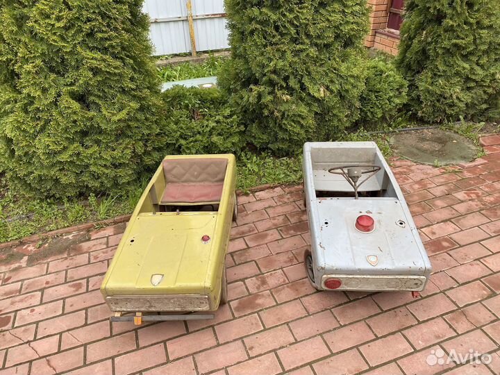 Педальная машинка Львовянка