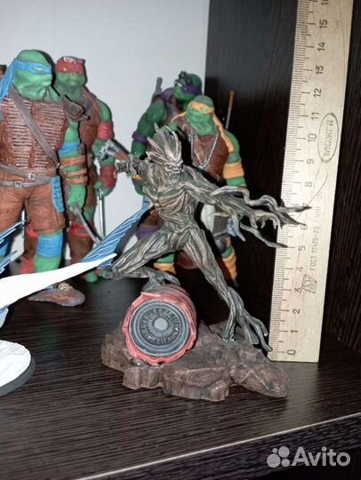 Фигурка грут. Marvel