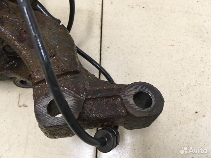 Кулак поворотный передний левый Tiida (C11) 2007-2