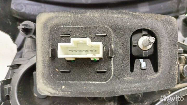 Фонарь задний наружный правый Citroen C3 2009-2016