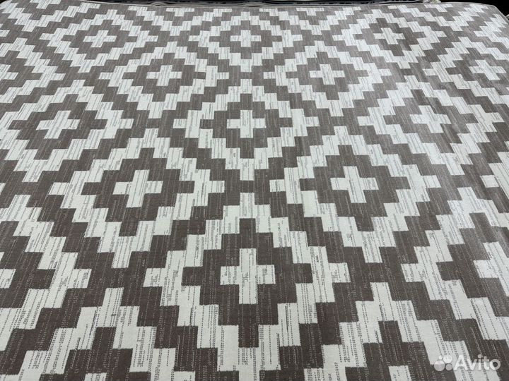 Ковер новый 1.6х2.3